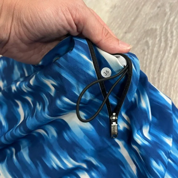 Men’s Lululemon board shorts - blue - Picture 4 of 4